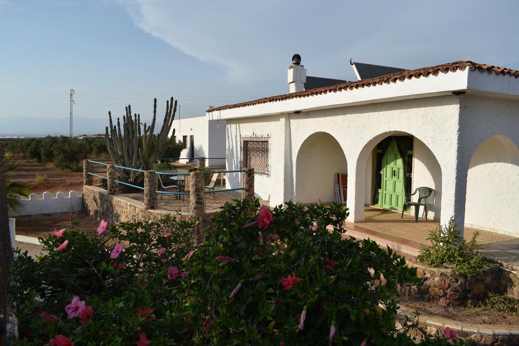 Cortijo La Molina De Cabo De Gata Guest House Bagian luar foto